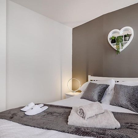 Modern Apartment In Central Λίνκολν Εξωτερικό φωτογραφία